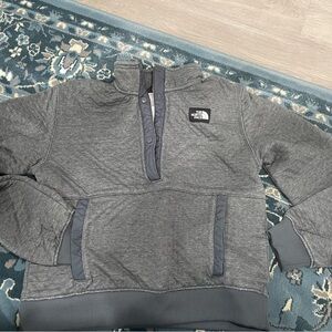 The North Face Charcoal Gray Fleece Pullover
